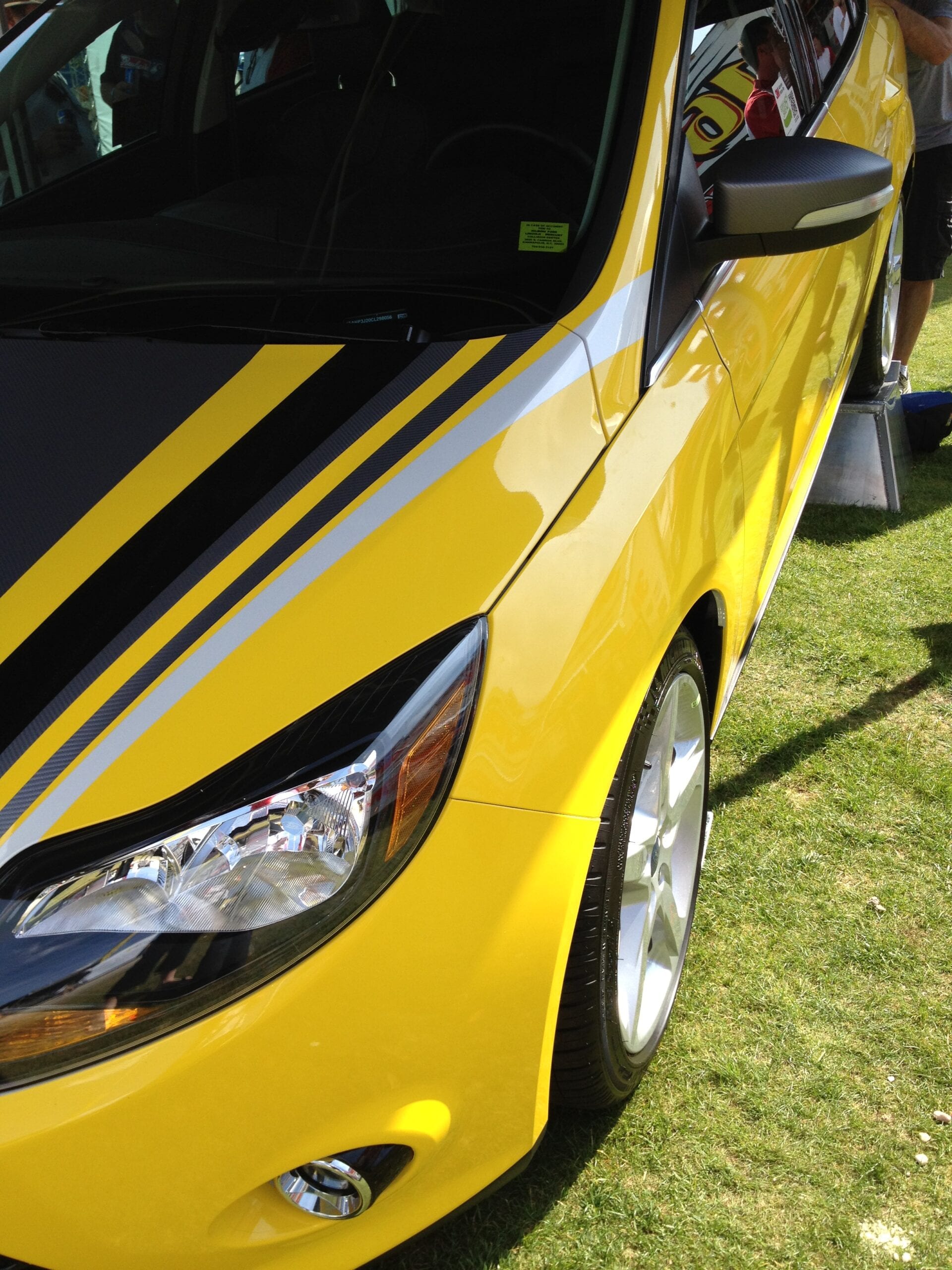 Folia do zmiany koloru 3M 2080 - G15 Gloss Bright Yellow 152cm