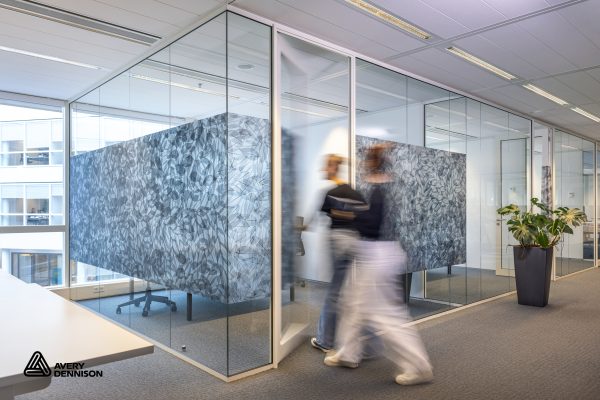 Folia Avery Dennison Organoid Natural Surfaces - Skellet Leaves Black 136cm